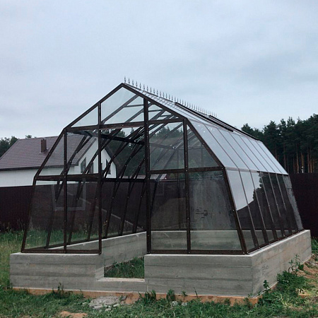 Теплица Рада Енисей под стекло | 4х4 м. Теплица Рада Енисей под стекло | 4х4 м.